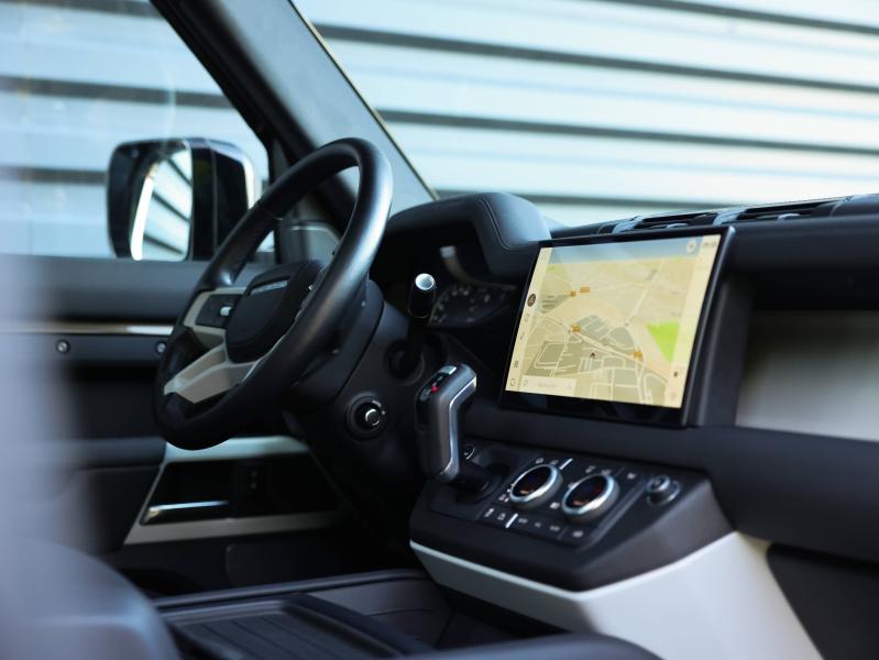 Voitures occasions LAND-ROVER Defender X-Dynamic HSE Villeneuve-d'Ascq