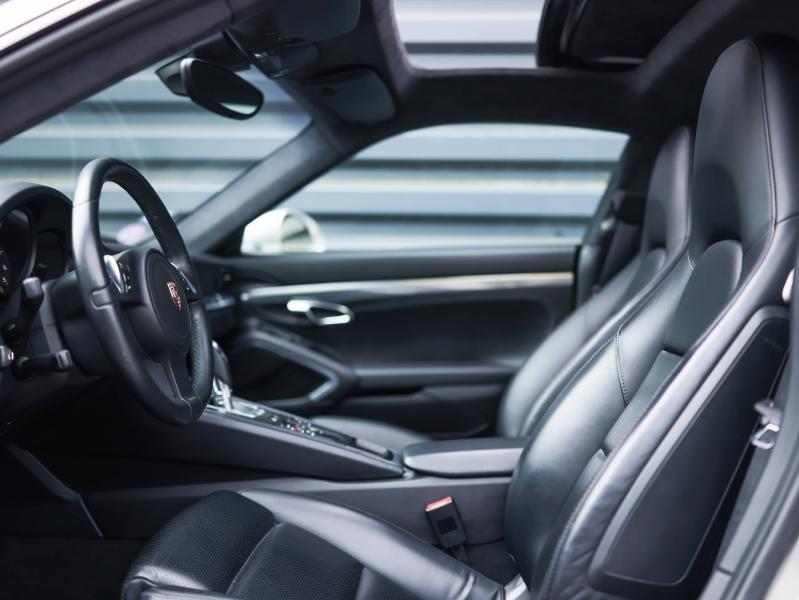 Voitures occasions PORSCHE 911 Coupe Carrera Villeneuve-d'Ascq