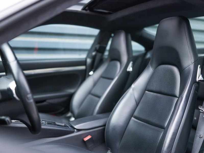 Voitures occasions PORSCHE 911 Coupe Carrera Villeneuve-d'Ascq