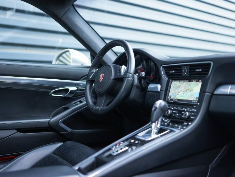 Voitures occasions PORSCHE 911 Coupe Carrera Villeneuve-d'Ascq