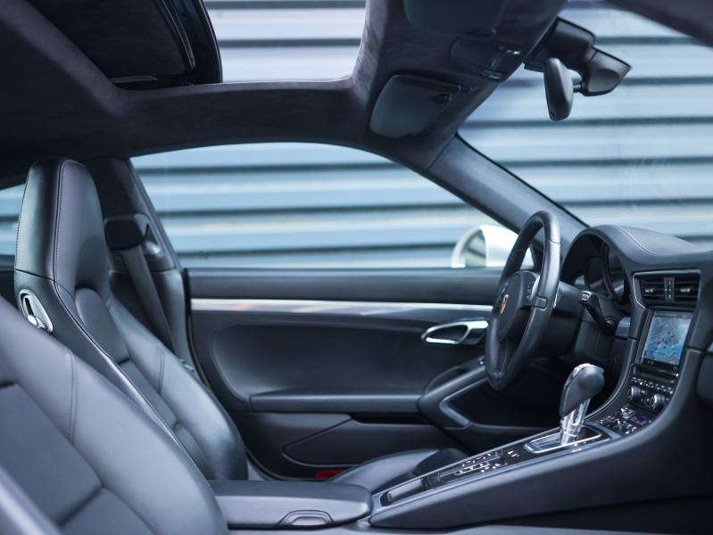 Voitures occasions PORSCHE 911 Coupe Carrera Villeneuve-d'Ascq