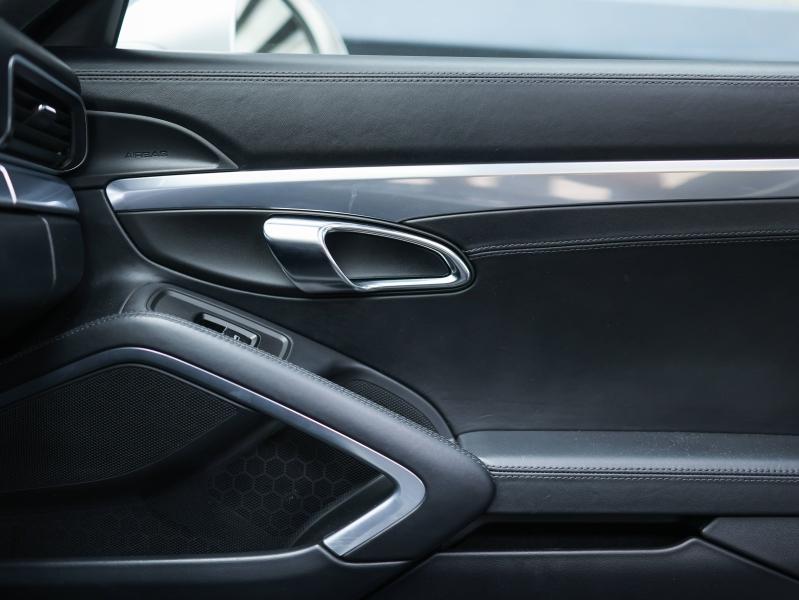 Voitures occasions PORSCHE 911 Coupe Carrera Villeneuve-d'Ascq