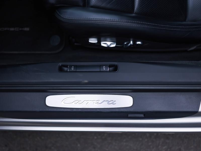 Voitures occasions PORSCHE 911 Coupe Carrera Villeneuve-d'Ascq