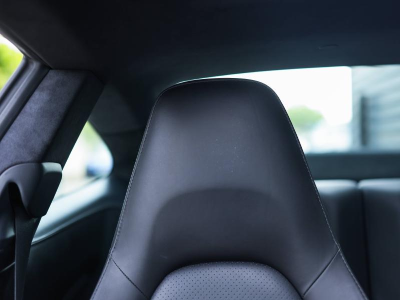 Voitures occasions PORSCHE 911 Coupe Carrera Villeneuve-d'Ascq