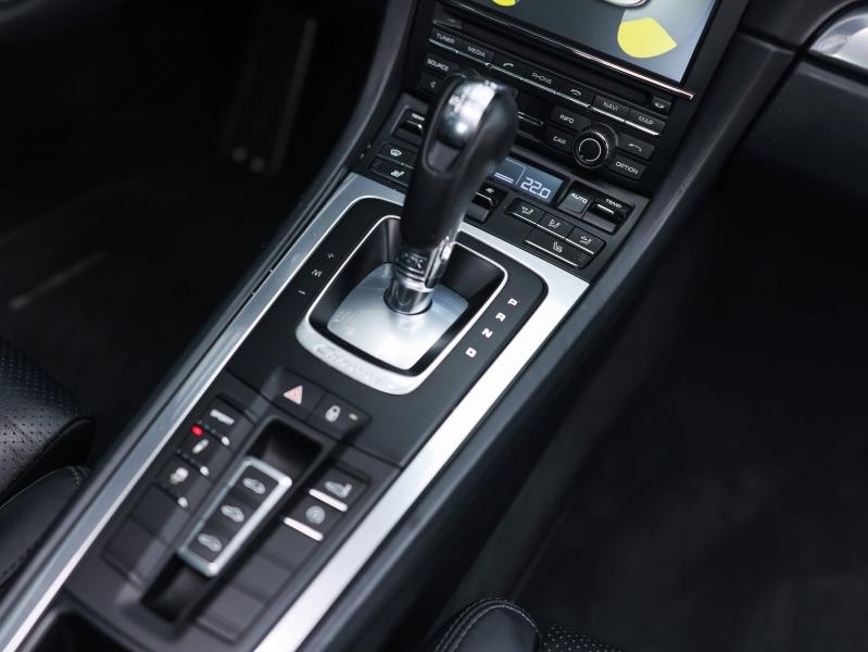 Voitures occasions PORSCHE 911 Coupe Carrera Villeneuve-d'Ascq