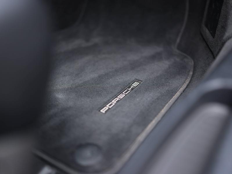 Voitures occasions PORSCHE 911 Coupe Carrera Villeneuve-d'Ascq