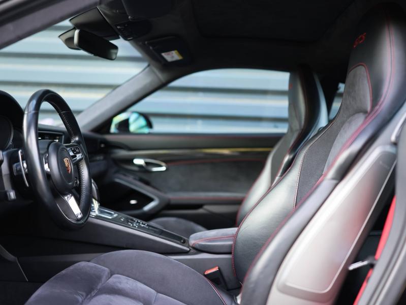 Voitures occasions PORSCHE 911 Coupe Carrera 4 GTS Villeneuve-d'Ascq