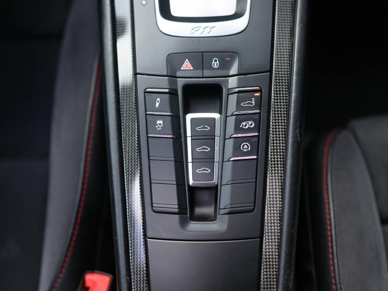 Voitures occasions PORSCHE 911 Coupe Carrera 4 GTS Villeneuve-d'Ascq