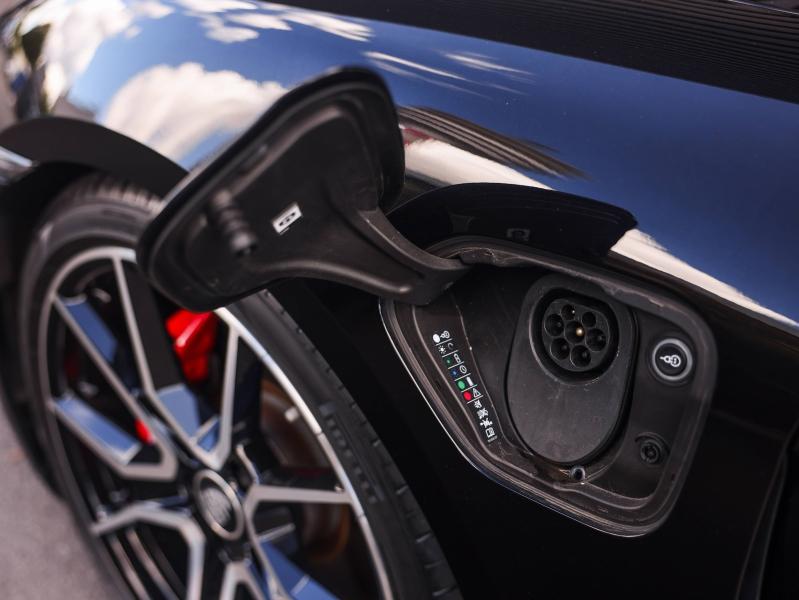 Voitures occasions PORSCHE Taycan 4S Villeneuve-d'Ascq