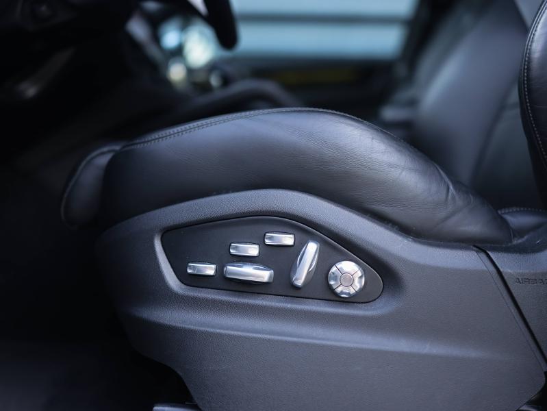 Voitures occasions PORSCHE CAYENNE E-Hybrid Villeneuve-d'Ascq