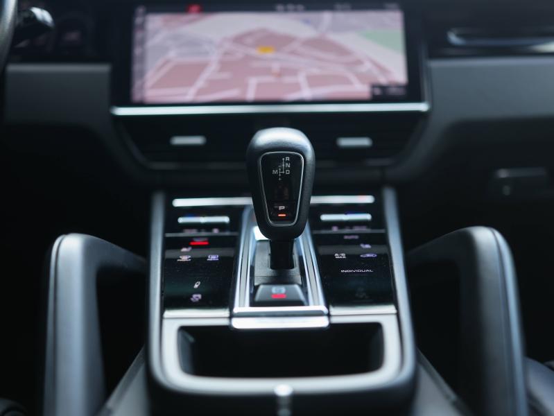 Voitures occasions PORSCHE CAYENNE E-Hybrid Villeneuve-d'Ascq