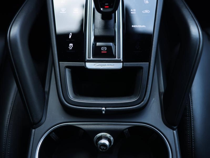 Voitures occasions PORSCHE CAYENNE E-Hybrid Villeneuve-d'Ascq