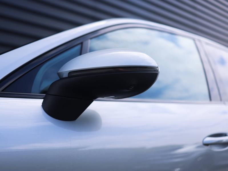 Voitures occasions PORSCHE CAYENNE E-Hybrid Villeneuve-d'Ascq