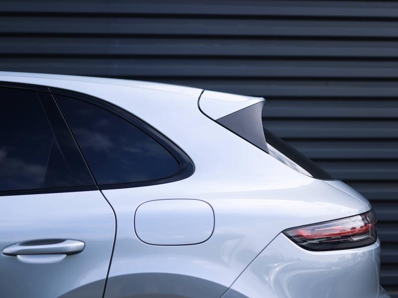 Voitures occasions PORSCHE CAYENNE E-Hybrid Villeneuve-d'Ascq