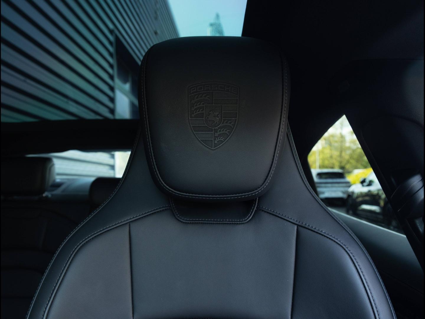 Voitures occasions PORSCHE Taycan 4S Villeneuve-d'Ascq