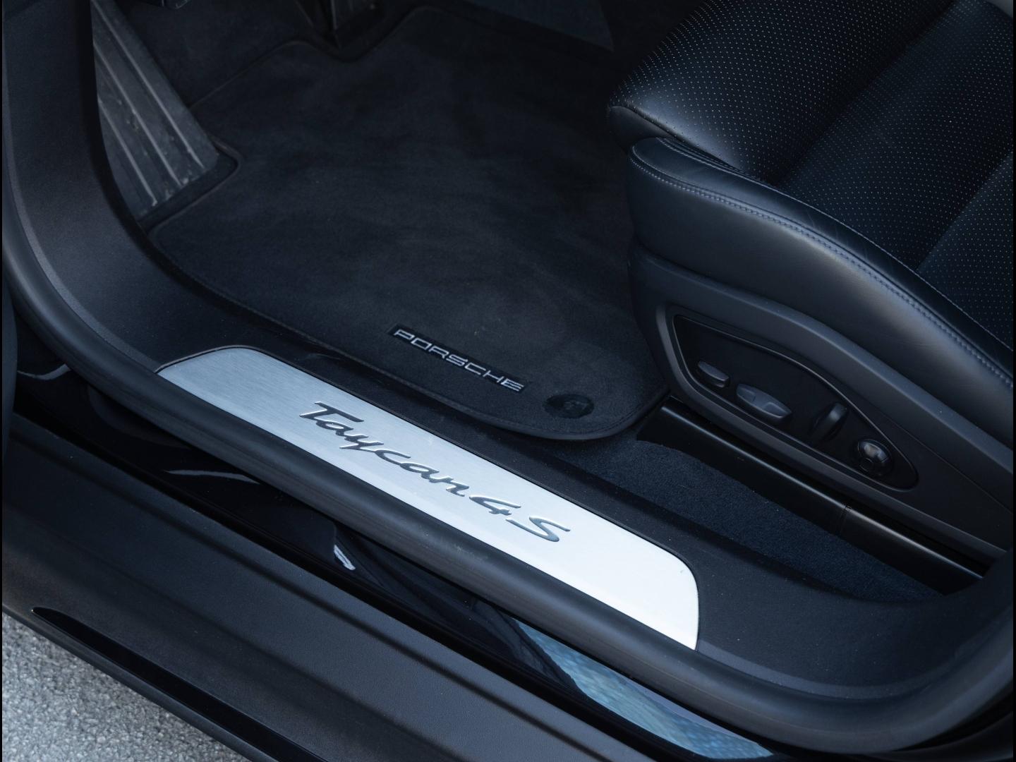 Voitures occasions PORSCHE Taycan 4S Villeneuve-d'Ascq