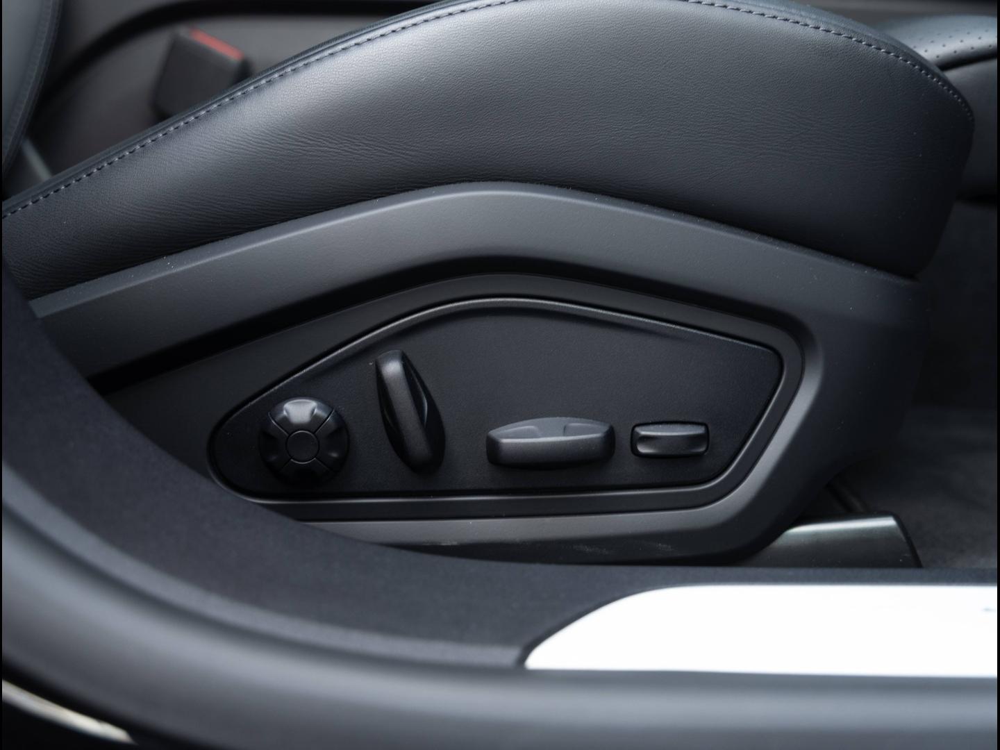 Voitures occasions PORSCHE Taycan 4S Villeneuve-d'Ascq