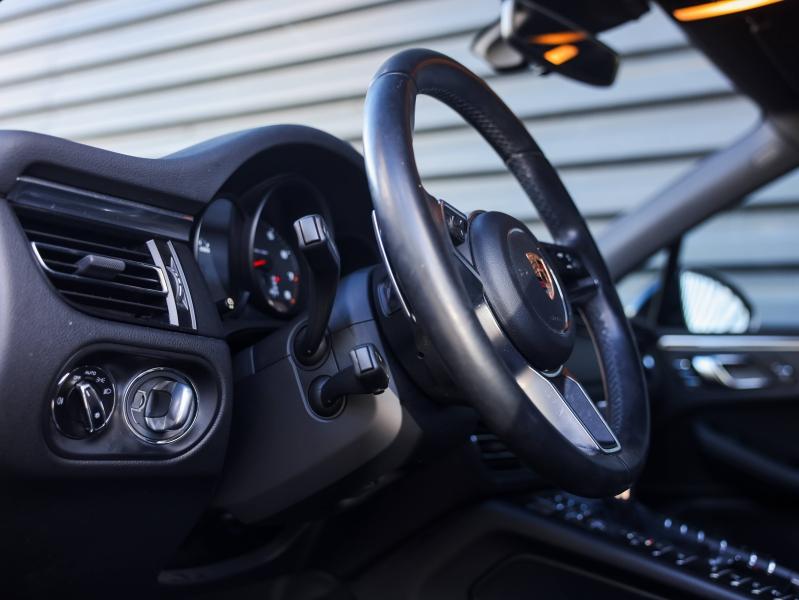 Voitures occasions PORSCHE MACAN Base Villeneuve-d'Ascq