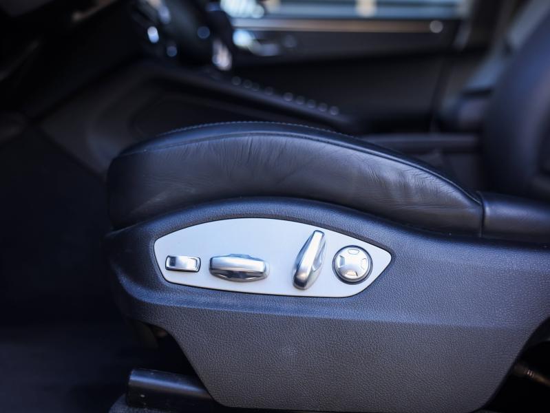 Voitures occasions PORSCHE MACAN Base Villeneuve-d'Ascq