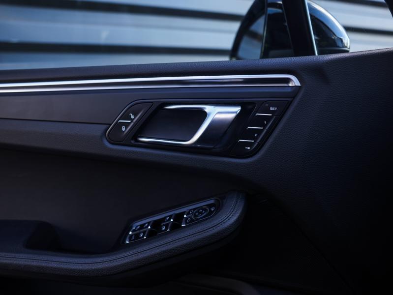 Voitures occasions PORSCHE MACAN Base Villeneuve-d'Ascq
