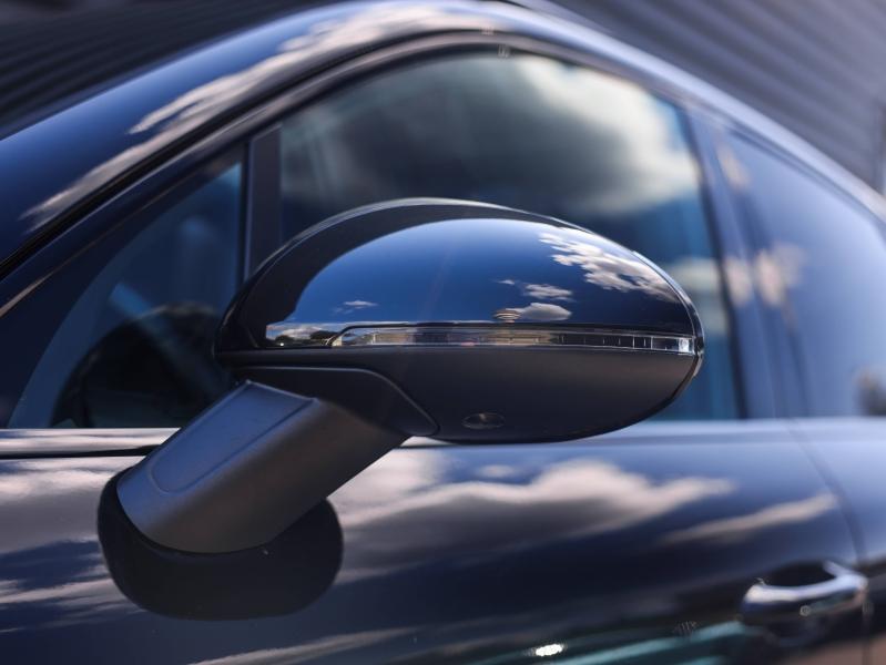 Voitures occasions PORSCHE MACAN Base Villeneuve-d'Ascq