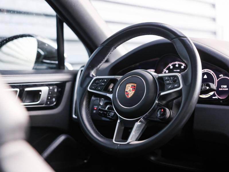 Voitures occasions PORSCHE Cayenne Coupe E-Hybrid Villeneuve-d'Ascq