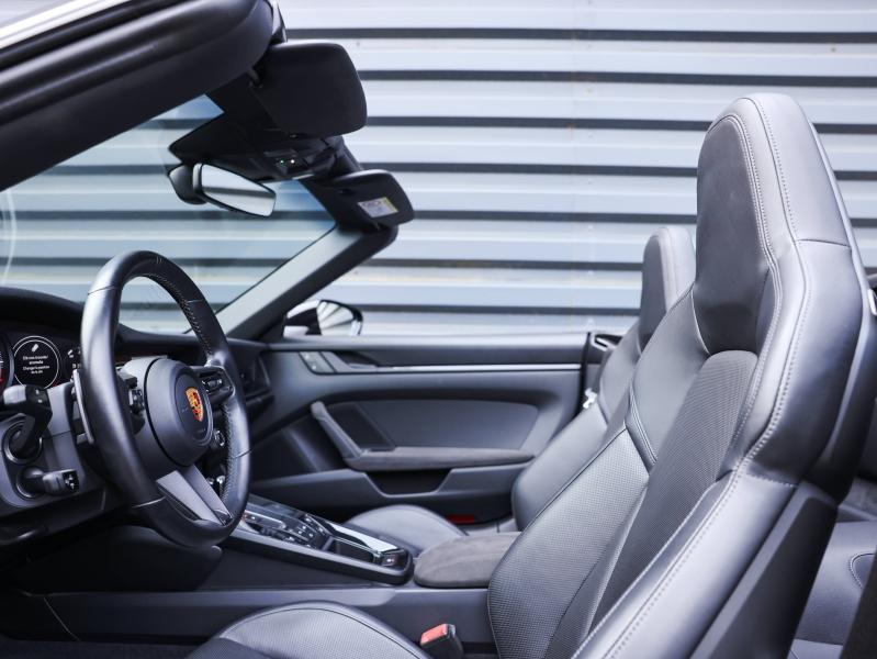 Voitures occasions PORSCHE 911 Cabriolet Carrera GTS Villeneuve-d'Ascq