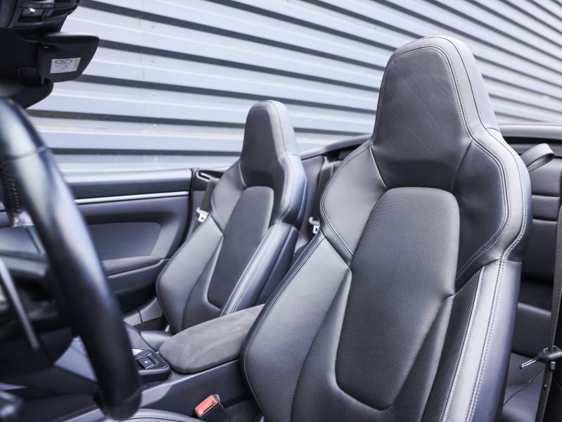 Voitures occasions PORSCHE 911 Cabriolet Carrera GTS Villeneuve-d'Ascq