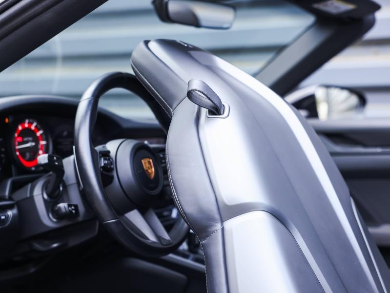 Voitures occasions PORSCHE 911 Cabriolet Carrera GTS Villeneuve-d'Ascq