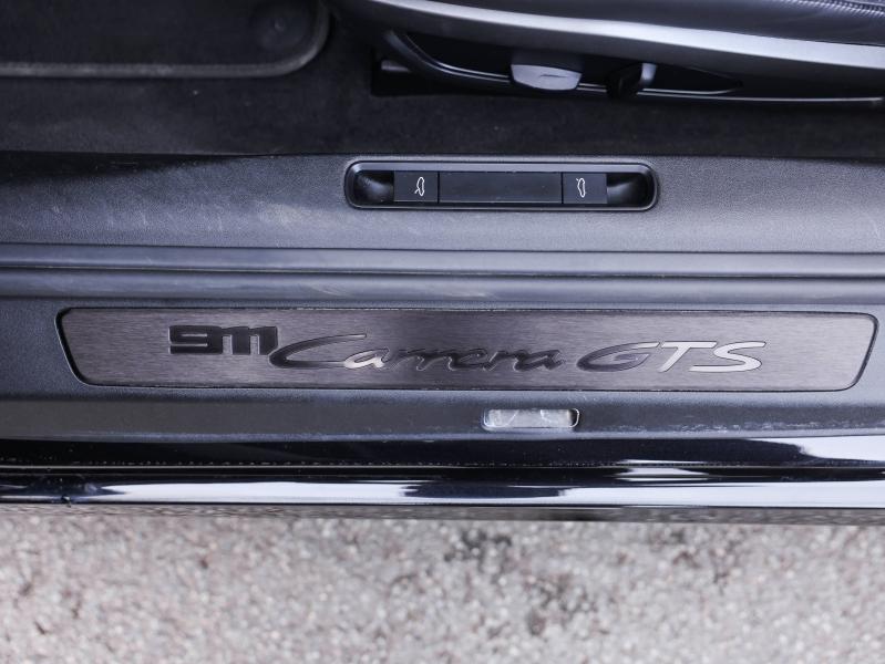 Voitures occasions PORSCHE 911 Cabriolet Carrera GTS Villeneuve-d'Ascq