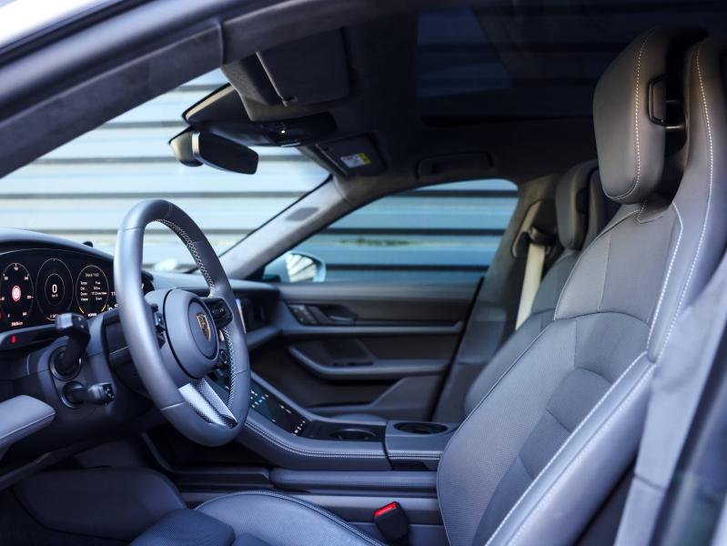 Voitures occasions PORSCHE Taycan Cross Turismo Turbo Villeneuve-d'Ascq