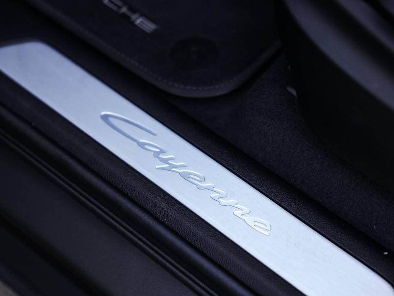 Voitures occasions PORSCHE CAYENNE E-Hybrid Villeneuve-d'Ascq