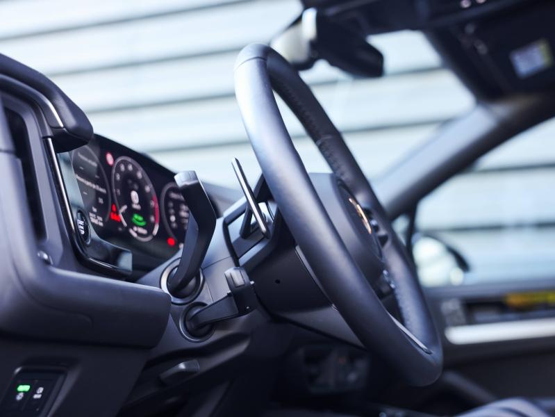 Voitures occasions PORSCHE CAYENNE E-Hybrid Villeneuve-d'Ascq