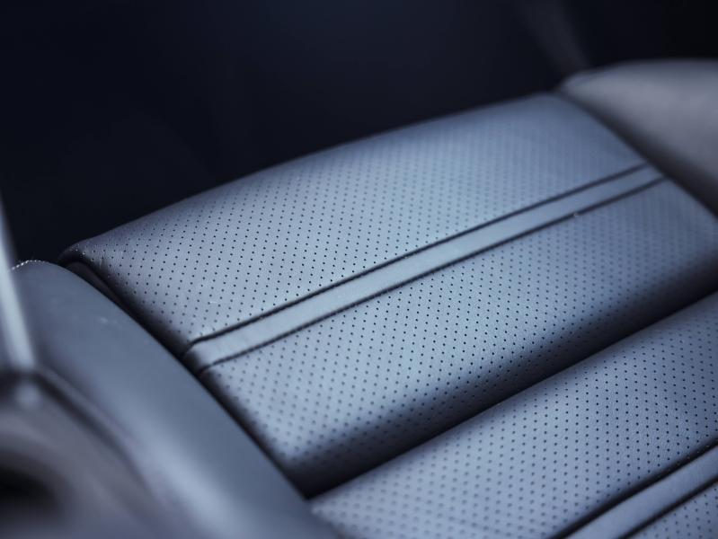 Voitures occasions PORSCHE CAYENNE E-Hybrid Villeneuve-d'Ascq