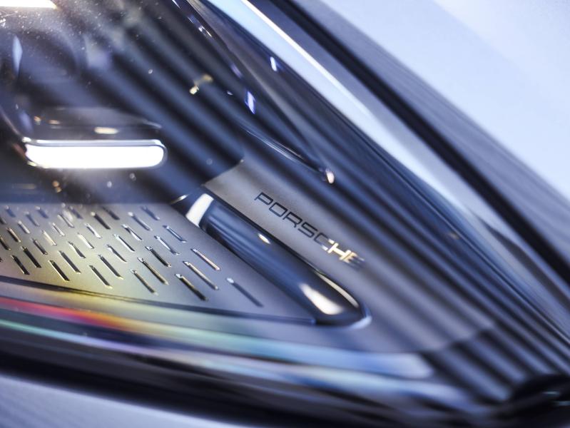 Voitures occasions PORSCHE CAYENNE E-Hybrid Villeneuve-d'Ascq