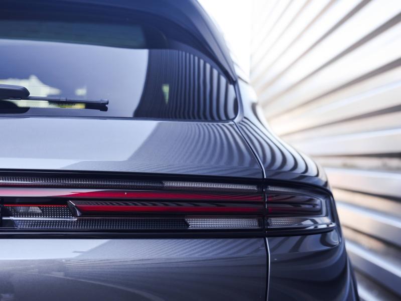 Voitures occasions PORSCHE CAYENNE E-Hybrid Villeneuve-d'Ascq