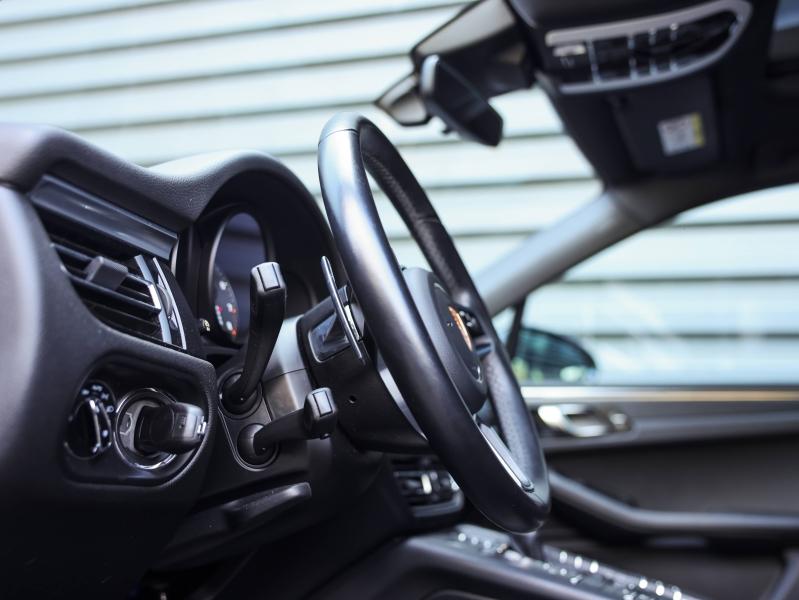 Voitures occasions PORSCHE MACAN Base Villeneuve-d'Ascq