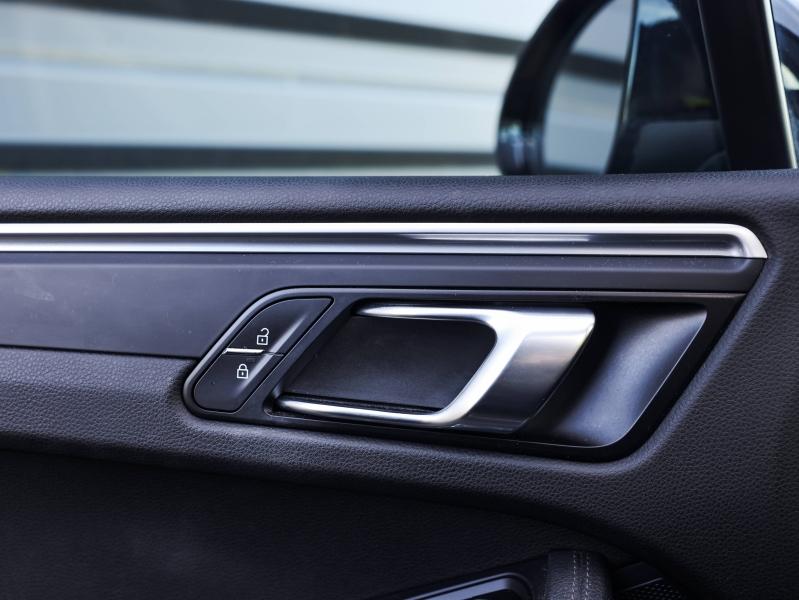 Voitures occasions PORSCHE MACAN Base Villeneuve-d'Ascq