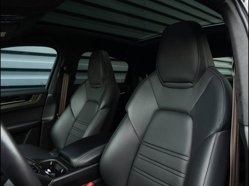 Voitures occasions PORSCHE Cayenne Coupe Turbo E-Hybrid Villeneuve-d'Ascq