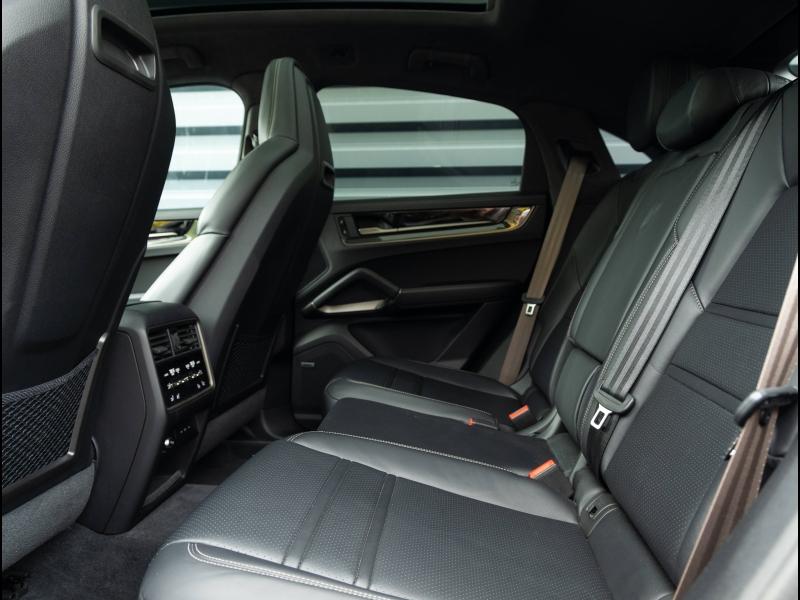 Voitures occasions PORSCHE Cayenne Coupe Turbo E-Hybrid Villeneuve-d'Ascq