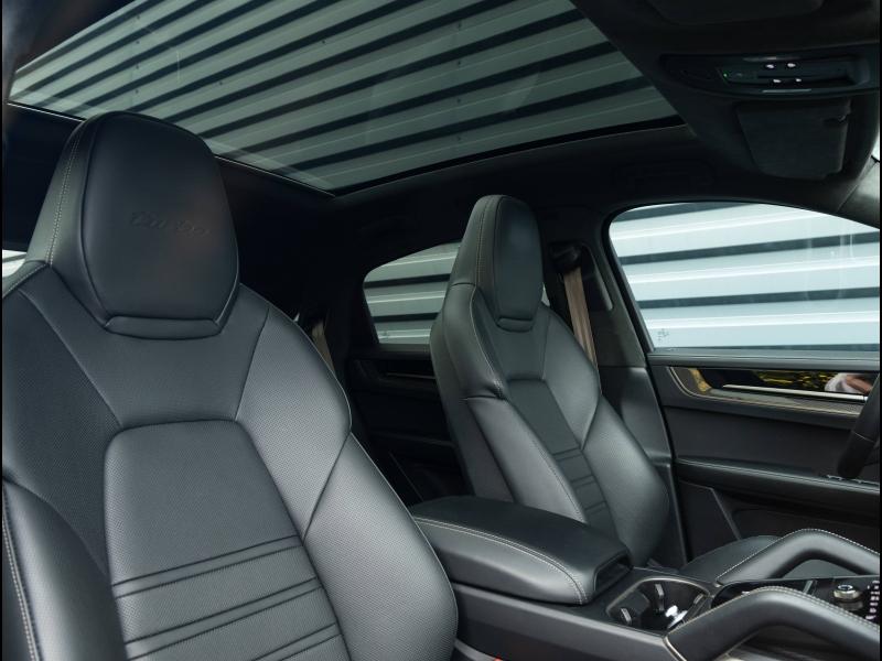 Voitures occasions PORSCHE Cayenne Coupe Turbo E-Hybrid Villeneuve-d'Ascq