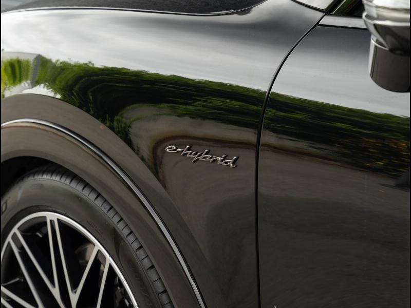 Voitures occasions PORSCHE Cayenne Coupe Turbo E-Hybrid Villeneuve-d'Ascq