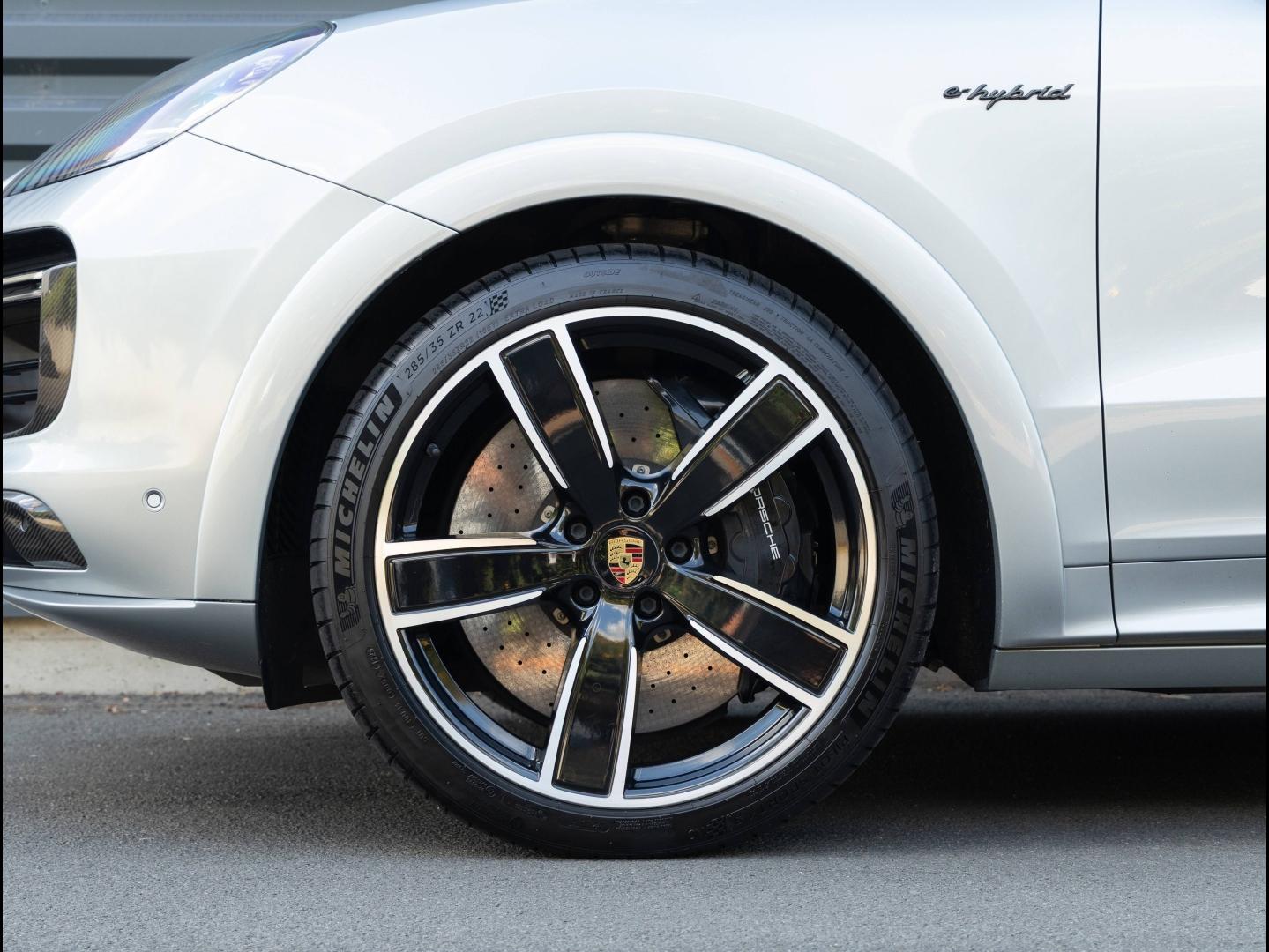 Voitures occasions PORSCHE CAYENNE Turbo S E-Hybrid Villeneuve-d'Ascq