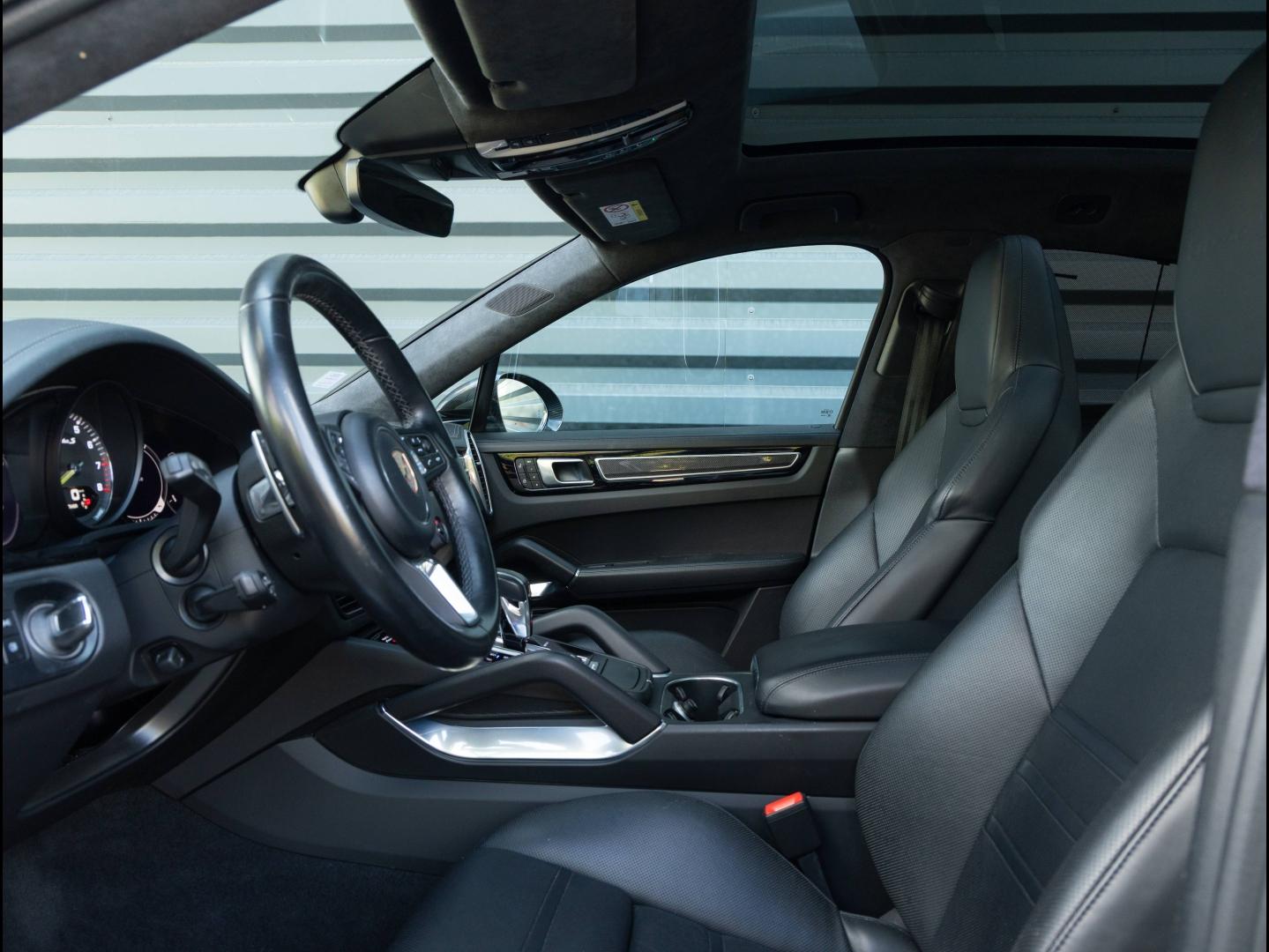 Voitures occasions PORSCHE CAYENNE Turbo S E-Hybrid Villeneuve-d'Ascq
