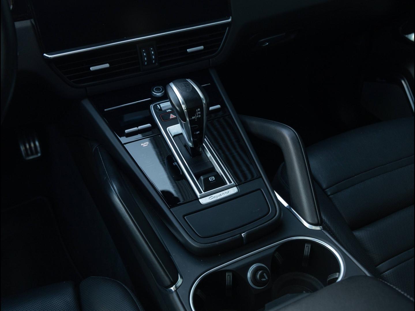Voitures occasions PORSCHE CAYENNE Turbo S E-Hybrid Villeneuve-d'Ascq
