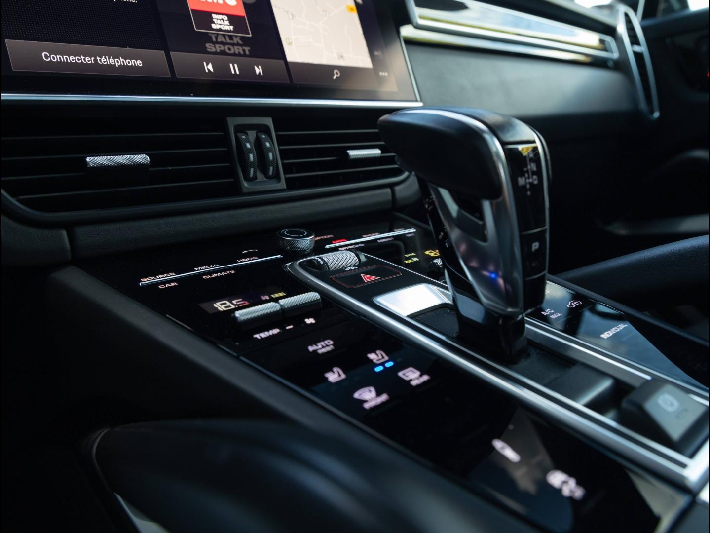 Voitures occasions PORSCHE CAYENNE Turbo S E-Hybrid Villeneuve-d'Ascq
