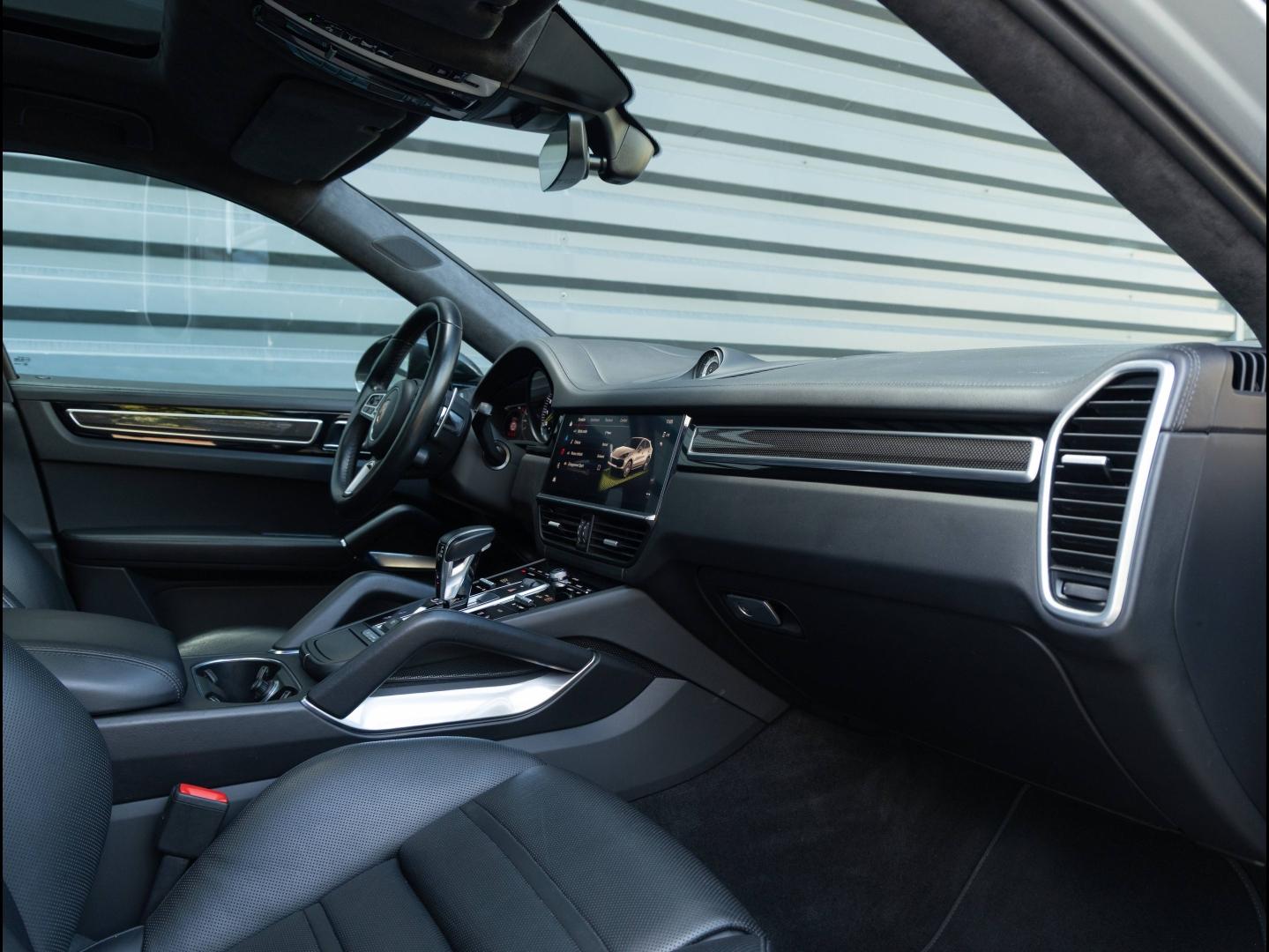 Voitures occasions PORSCHE CAYENNE Turbo S E-Hybrid Villeneuve-d'Ascq