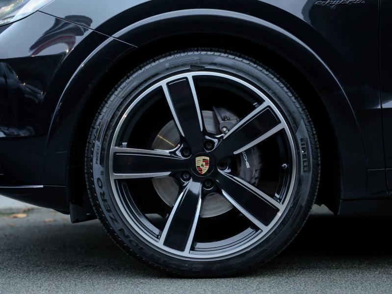 Voitures occasions PORSCHE CAYENNE E-Hybrid Platinum Ed Villeneuve-d'Ascq
