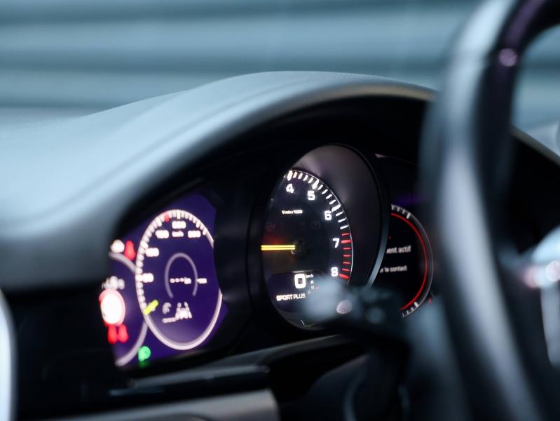 Voitures occasions PORSCHE CAYENNE E-Hybrid Platinum Ed Villeneuve-d'Ascq