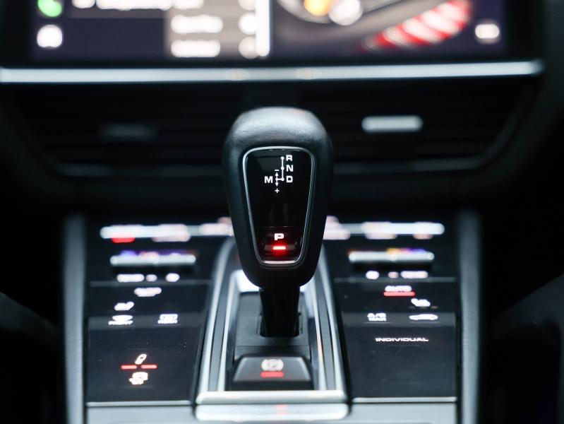 Voitures occasions PORSCHE CAYENNE E-Hybrid Platinum Ed Villeneuve-d'Ascq